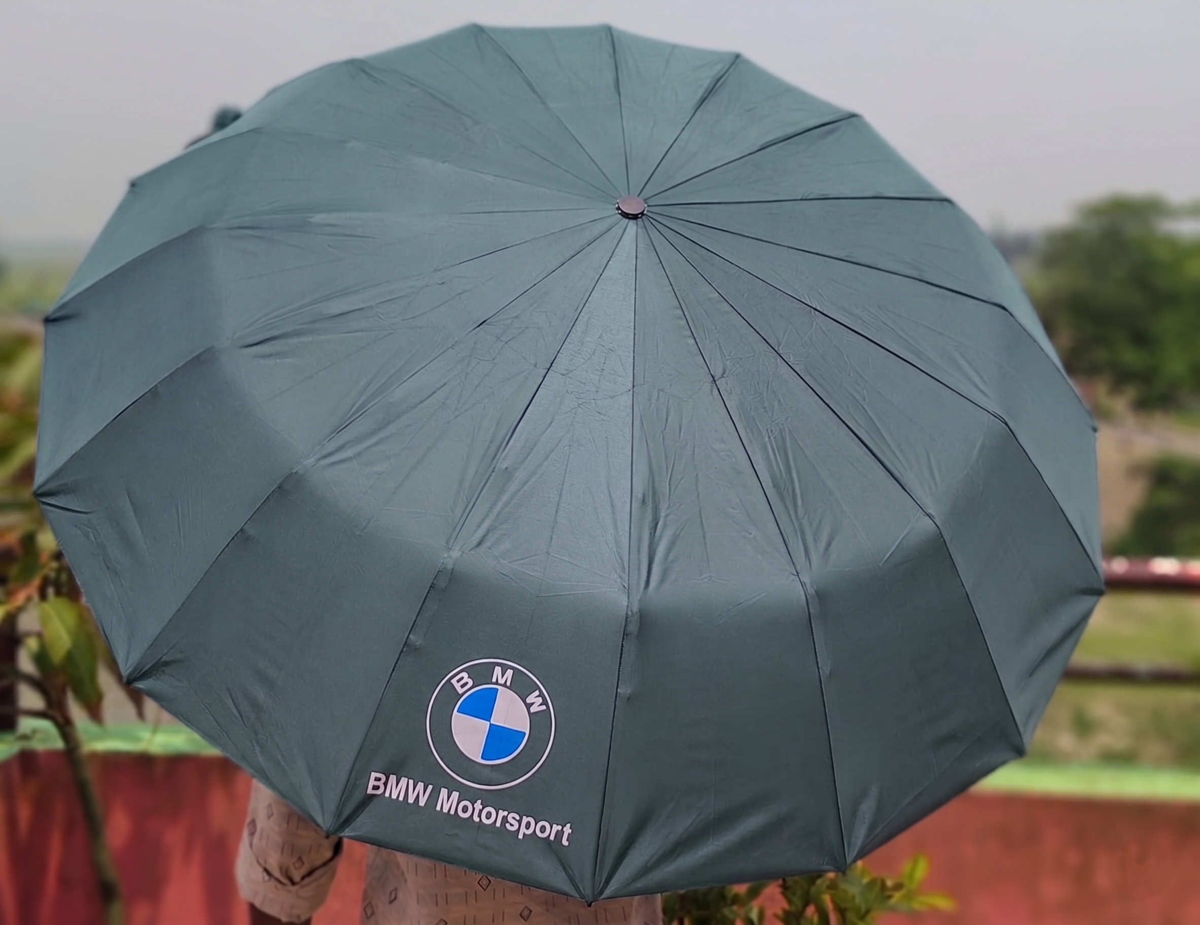 BMW Umbrella 16 Ribs Auto Lock Umbrella Big Size - Image 3